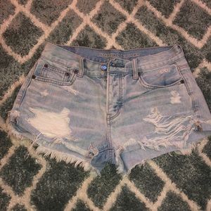 American Eagle Tomgirl Shorts